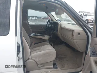 2005 Chevrolet Silverado 1500 with VIN 1GCEC10X15Z119570, listed as a IAAI auction lot 42153173 with Not Provided miles and . Bid and sale history available at DreamBid. Image 5.