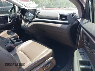 2019 Honda Odyssey EX-L с VIN 5FNRL6H72KB083499, выставлен на аукционе IAAI как лот 42297110 с пробегом 81 747 миль миль и . История ставок и продаж доступна на DreamBid. Изображение 5.