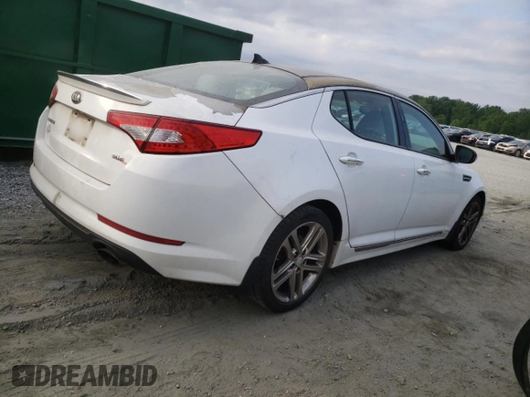 2013 Kia Optima SX z VIN 5XXGR4A62DG118828, wystawiony jako Copart lot #56252725 z przebiegiem 176 359 mil mil oraz Szkoda całkowita • Salvage title. Historia ofert i sprzedaży dostępna na DreamBid. Obrazek 3.