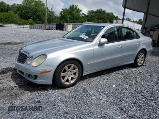 2008 Mercedes-Benz E 320 with VIN WDBUF22X58B266439, listed as a Copart auction lot 61152695 with 82,576 mi miles and Salvage title. Bid and sale history available at DreamBid. Image 1.