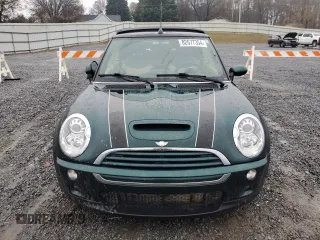 2008 MINI Convertible S z VIN WMWRH33518TU81148, wystawiony jako Copart lot #82677354 z przebiegiem 91 539 mil mil oraz Szkoda całkowita • Salvage title. Historia ofert i sprzedaży dostępna na DreamBid. Obrazek 5.