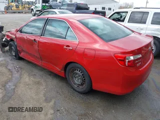 2012 Toyota Camry L with VIN 4T1BF1FK0CU613086, listed as a IAAI auction lot 41846781 with 236,654 mi miles. Bid and sale history available at carsss.com. Image 3.