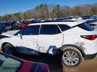 2019 Chevrolet Blazer with VIN 3GNKBHRS0KS661570, listed as a IAAI auction lot 41257044 with 111,565 mi miles. Bid and sale history available at carsss.com. Image 14.