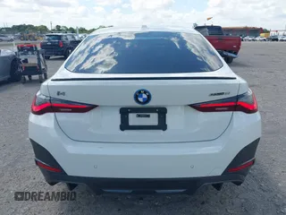 2024 BMW i4 eDrive35 z VIN WBY43AW02RFS79370, wystawiony jako IAAI lot #41887964 z przebiegiem 11 910 mil mil oraz . Historia ofert i sprzedaży dostępna na DreamBid. Obrazek 16.