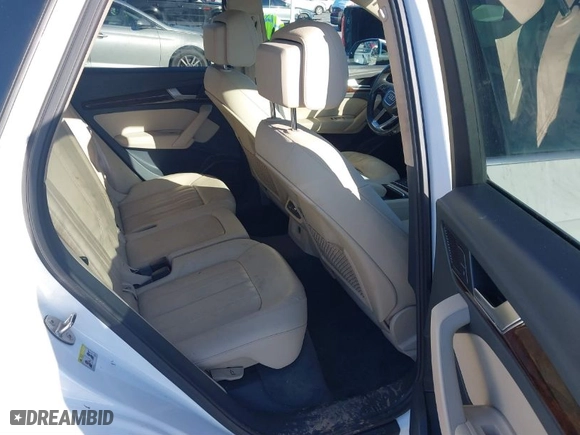 2018 Audi Q5 Premium Plus with VIN WA1BNAFY6J2151387, listed as a IAAI auction lot 41471432 with 111,738 mi miles. Bid and sale history available at carsss.com. Image 8.