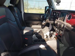 2020 Jeep Gladiator Rubicon with VIN 1C6JJTBG6LL187235, listed as a IAAI auction lot 42010374 with Not Provided miles and . Bid and sale history available at DreamBid. Image 5.