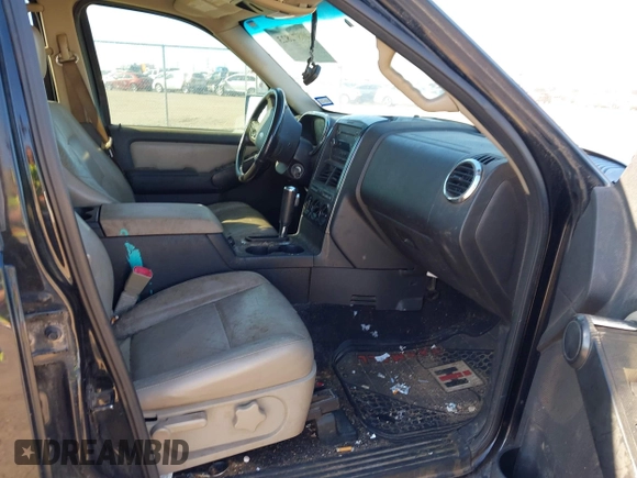 2008 Ford Explorer XLT with VIN 1FMEU73E78UA04363, listed as a IAAI auction lot 40872823 with 184,063 mi miles and . Bid and sale history available at DreamBid. Image 5.