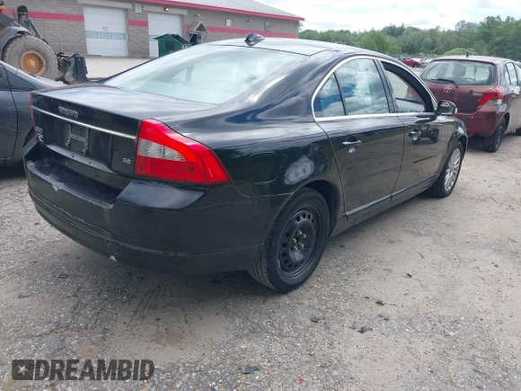 2008 Volvo S80 3.2L with VIN YV1AS982881065283, listed as a IAAI auction lot 42556767 with 152,728 mi miles and . Bid and sale history available at DreamBid. Image 4.