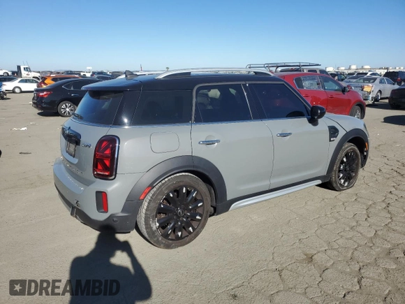 2021 MINI Countryman Oxford Edition with VIN WMZ23BR04M3M78361, listed as a Copart auction lot 42338155 with 11,235 mi miles and Salvage Title. Bid and sale history available at carsss.com. Image 3.