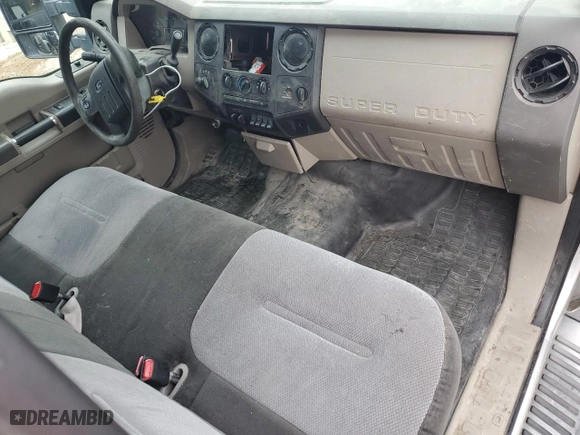 2010 Ford Super Duty F-250 SRW XL with VIN 1FTSX2B56AEA56084, listed as a Copart auction lot 50458014 with 241,171 mi miles and Clean Title. Bid and sale history available at carsss.com. Image 8.