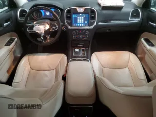 2019 Chrysler 300 Limited with VIN 2C3CCAKG0KH580552, listed as a Copart auction lot 43329005 with 49,478 mi miles and Clean Title. Bid and sale history available at carsss.com. Image 8.
