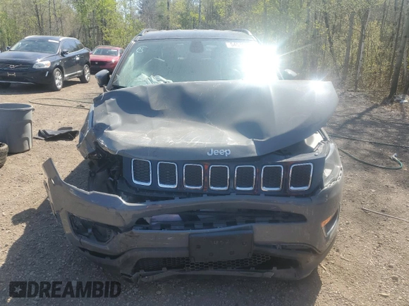 2019 Jeep Compass Limited с VIN 3C4NJDCB5KT693452, выставлен на аукционе Copart как лот 54512635 с пробегом 95 973 миль миль и Списание • Salvage title. История ставок и продаж доступна на DreamBid. Изображение 5.