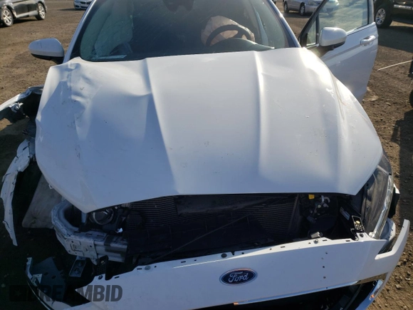 2020 Ford Fusion Hybrid SE with VIN 3FA6P0LU8LR189558, listed as a Copart auction lot 69607932 with 0 mi miles. Bid and sale history available at carsss.com. Image 12.