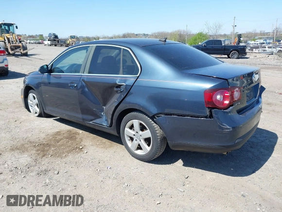 2008 Volkswagen Jetta SE with VIN 3VWRZ71K28M092871, listed as a IAAI auction lot 42059585 with Not provided miles and . Bid and sale history available at DreamBid. Image 3.