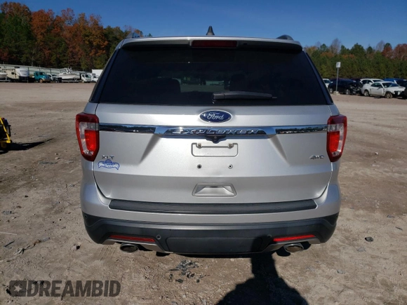 2018 Ford Explorer XLT with VIN 1FM5K8D8XJGA82886, listed as a Copart auction lot 82131564 with 184,975 mi miles and Salvage title. Bid and sale history available at DreamBid. Image 6.