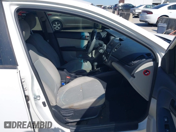 2010 Kia Forte EX with VIN KNAFU4A22A5058487, listed as a IAAI auction lot 41846640 with 198,295 mi miles. Bid and sale history available at carsss.com. Image 5.
