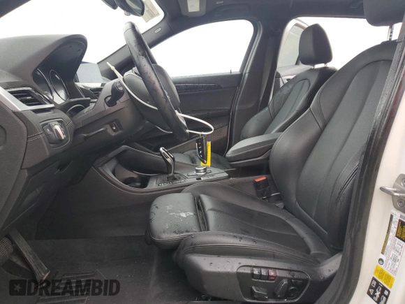2022 BMW X2 xDrive28i z VIN WBXYJ1C00N5U17584, wystawiony jako Copart lot #55994955 z przebiegiem 21 973 mil mil oraz Czysty tytuł • Clean title. Historia ofert i sprzedaży dostępna na DreamBid. Obrazek 7.