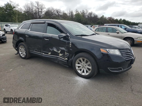 2019 Lincoln MKT with VIN 2LMHJ5NK6KBL01252, listed as a Copart auction lot 69934684 with 213,659 mi miles and Salvage Title. Bid and sale history available at DreamBid. Image 4.