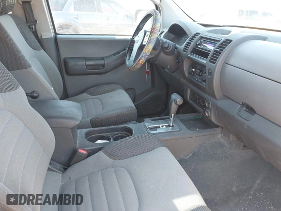 2007 Nissan Xterra S z VIN 5N1AN08U37C536894, wystawiony jako IAAI lot #41450300 z przebiegiem 201 640 mil mil oraz . Historia ofert i sprzedaży dostępna na DreamBid. Obrazek 5.
