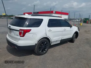 2017 Ford Explorer XLT with VIN 1FM5K8D82HGB60829, listed as a IAAI auction lot 42404369 with 73,258 mi miles and . Bid and sale history available at DreamBid. Image 4.