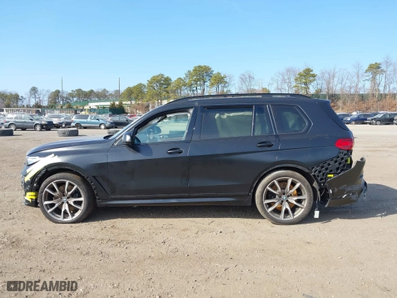 2022 BMW X7 M50i with VIN 5UXCX6C03N9M51772, listed as a IAAI auction lot 41780026 with 26,001 mi miles. Bid and sale history available at carsss.com. Image 14.
