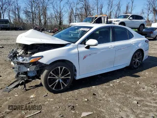 2019 Toyota Camry LE with VIN 4T1B11HK7KU797243, listed as a Copart auction lot 49969195 with 95,222 mi miles and Clean Title. Bid and sale history available at carsss.com. Image 1.