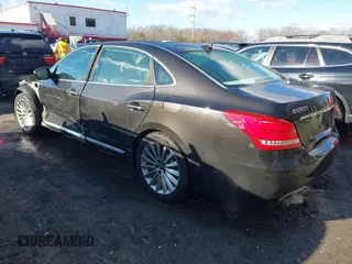 2015 Hyundai Equus Signature with VIN KMHGH4JHXFU095828, listed as a IAAI auction lot 41577881 with 173,663 mi miles and . Bid and sale history available at DreamBid. Image 3.