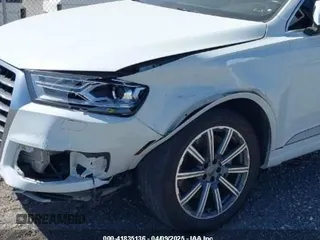 2017 Audi Q7 Premium Plus z VIN WA1LHAF72HD038067, wystawiony jako IAAI lot #41835136 z przebiegiem 88 949 mil mil oraz . Historia ofert i sprzedaży dostępna na DreamBid. Obrazek 6.