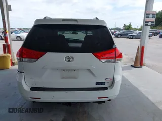 2014 Toyota Sienna LE AAS with VIN 5TDKK3DC2ES513425, listed as a IAAI auction lot 42107820 with 367,844 mi miles and . Bid and sale history available at carsss.com. Image 17.