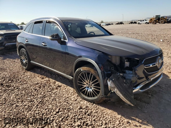 2023 Mercedes-Benz GLC with VIN W1NKM4GB4PU017391, listed as a Copart auction lot 83673174 with 27,495 mi miles and Salvage Title. Bid and sale history available at carsss.com. Image 4.
