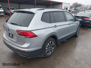 2024 Volkswagen Tiguan S with VIN 3VVRB7AX9RM111468, listed as a IAAI auction lot 41435287 with 8,956 mi miles. Bid and sale history available at carsss.com. Image 4.