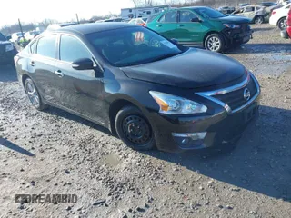 2014 Nissan Altima 2.5 S with VIN 1N4AL3AP9EC406461, listed as a IAAI auction lot 41030701 with 363,097 mi miles. Bid and sale history available at carsss.com. Image 1.