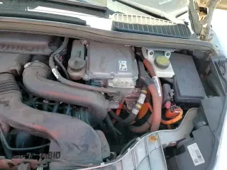 2017 Ford C-Max SE with VIN 1FADP5EU3HL102172, listed as a Copart auction lot 69627525 with 90,817 mi miles and Salvage title. Bid and sale history available at DreamBid. Image 13.