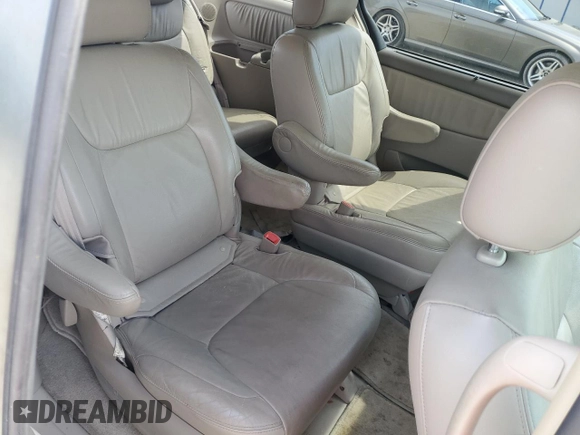 2007 Toyota Sienna XLE with VIN 5TDZK22C07S071470, listed as a Copart auction lot 53112785 with 231,383 mi miles and Salvage Title. Bid and sale history available at carsss.com. Image 10.