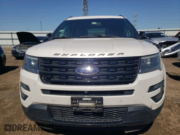 2016 Ford Explorer Sport z VIN 1FM5K8GT3GGA81426, wystawiony jako Copart lot #58426145 z przebiegiem 121 721 mil mil oraz Czysty tytuł • Clean title. Historia ofert i sprzedaży dostępna na DreamBid. Obrazek 5.