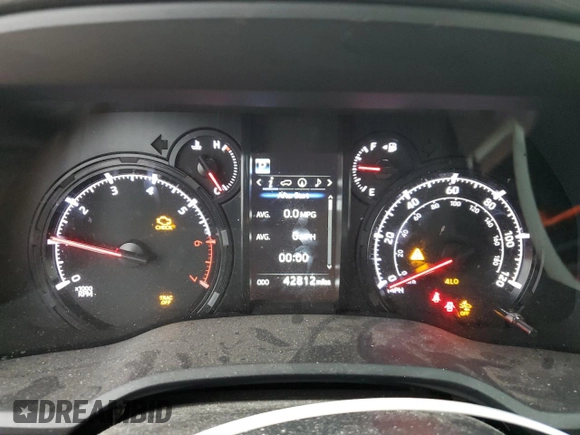 2022 Toyota 4Runner SR5 с VIN JTEMU5JR4N5982539, выставлен на аукционе Copart как лот 54367745 с пробегом 43 812 миль миль и Списание • Salvage title. История ставок и продаж доступна на DreamBid. Изображение 9.