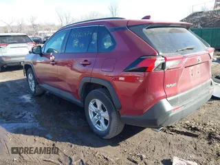2019 Toyota RAV4 XLE with VIN JTMP1RFV9KD038616, listed as a IAAI auction lot 41776547 with 111,576 mi miles. Bid and sale history available at carsss.com. Image 2.