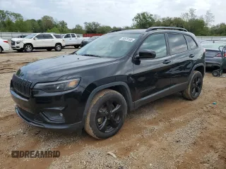 2019 Jeep Cherokee Altitude with VIN 1C4PJMLX9KD451502, listed as a Copart auction lot 50975105 with 117,125 mi miles and Salvage Title. Bid and sale history available at DreamBid. Image 1.