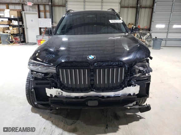 2021 BMW X7 xDrive40i with VIN 5UXCW2C03M9H51860, listed as a Copart auction lot 42567315 with 82,873 mi miles and Salvage Title. Bid and sale history available at carsss.com. Image 5.