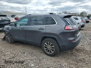 2019 Jeep Cherokee Latitude Plus z VIN 1C4PJMLXXKD398874, wystawiony jako Copart lot #53230615 z przebiegiem 81 386 mil mil oraz Szkoda całkowita • Salvage title. Historia ofert i sprzedaży dostępna na DreamBid. Obrazek 2.