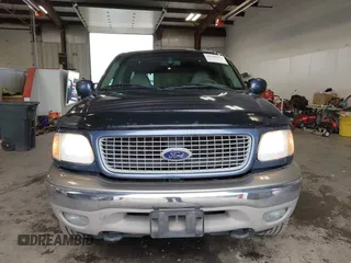 2001 Ford Expedition Eddie Bauer with VIN 1FMPU18L81LB14153, listed as a IAAI auction lot 42348363 with 235,789 mi miles and . Bid and sale history available at DreamBid. Image 12.