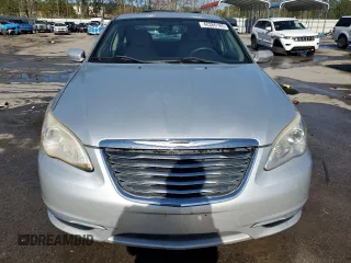 2012 Chrysler 200 Touring with VIN 1C3CCBBB2CN125284, listed as a Copart auction lot 48386185 with 180,911 mi miles and Salvage Title. Bid and sale history available at DreamBid. Image 5.