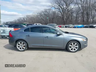 2016 Volvo S60 T5 Drive-E Premier with VIN YV126MFK0G2413469, listed as a IAAI auction lot 41726912 with 39,182 mi miles. Bid and sale history available at carsss.com. Image 13.