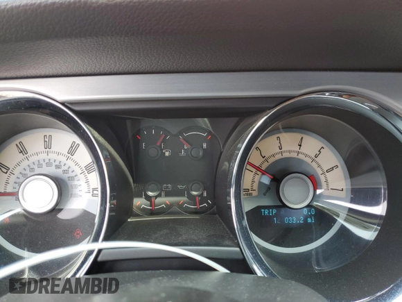 2010 Ford Mustang V6 with VIN 1ZVBP8AN3A5133074, listed as a Copart auction lot 52142895 with 124,033 mi miles and Salvage Title. Bid and sale history available at DreamBid. Image 9.
