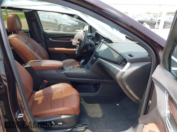 2020 Cadillac XT5 Premium Luxury AWD with VIN 1GYKNDRS6LZ200820, listed as a IAAI auction lot 42392960 with 17,957 mi miles and . Bid and sale history available at DreamBid. Image 5.