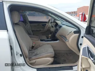 2014 Nissan Altima S with VIN 1N4AL3AP9EN260017, listed as a IAAI auction lot 41909306 with 288,257 mi miles and . Bid and sale history available at DreamBid. Image 5.