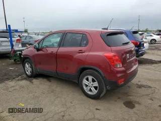 2021 Chevrolet Trax LS z VIN KL7CJKSB5MB327988, wystawiony jako Copart lot #56778645 z przebiegiem 26 312 mil mil oraz Nie do naprawy • Non repairable. Historia ofert i sprzedaży dostępna na DreamBid. Obrazek 2.