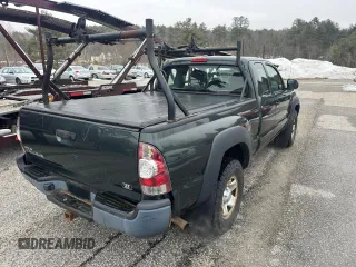 2010 Toyota Tacoma with VIN 5TEUX4EN0AZ720778, listed as a Copart auction lot 49101265 with 106,681 mi miles and Clean Title. Bid and sale history available at carsss.com. Image 4.