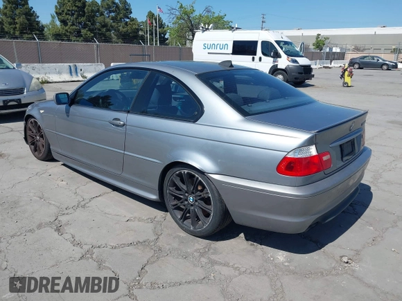 2006 BMW 3 Series 330Ci with VIN WBABD53406PL18223, listed as a IAAI auction lot 42041241 with 274,991 mi miles and . Bid and sale history available at carsss.com. Image 3.