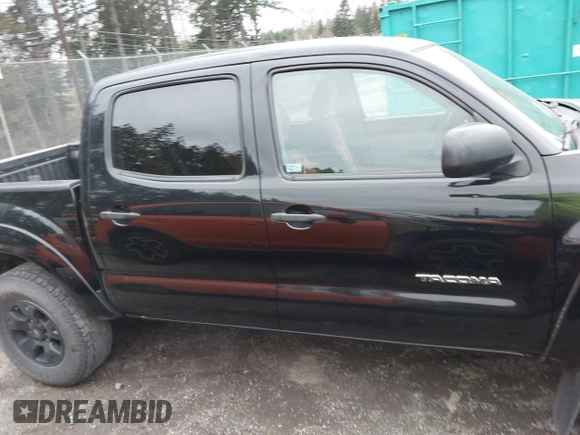 2011 Toyota Tacoma with VIN 3TMLU4EN1BM070300, listed as a IAAI auction lot 41710119 with 199,099 mi miles and . Bid and sale history available at DreamBid. Image 13.